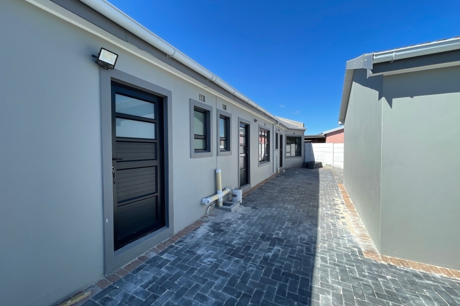 5 Bedroom Property for Sale in Dennemere Western Cape
